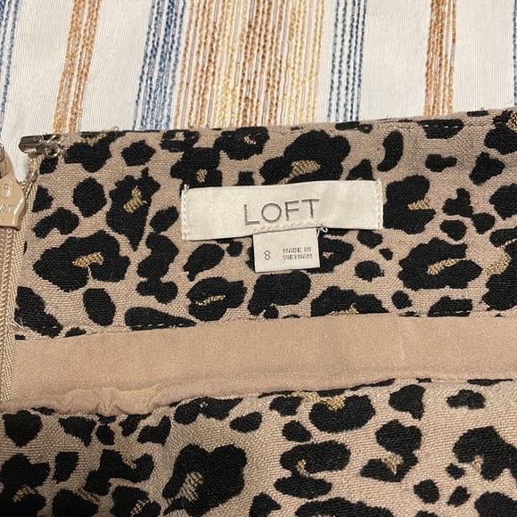 LOFT Leopard Mini Skirt - Picture 2 of 3